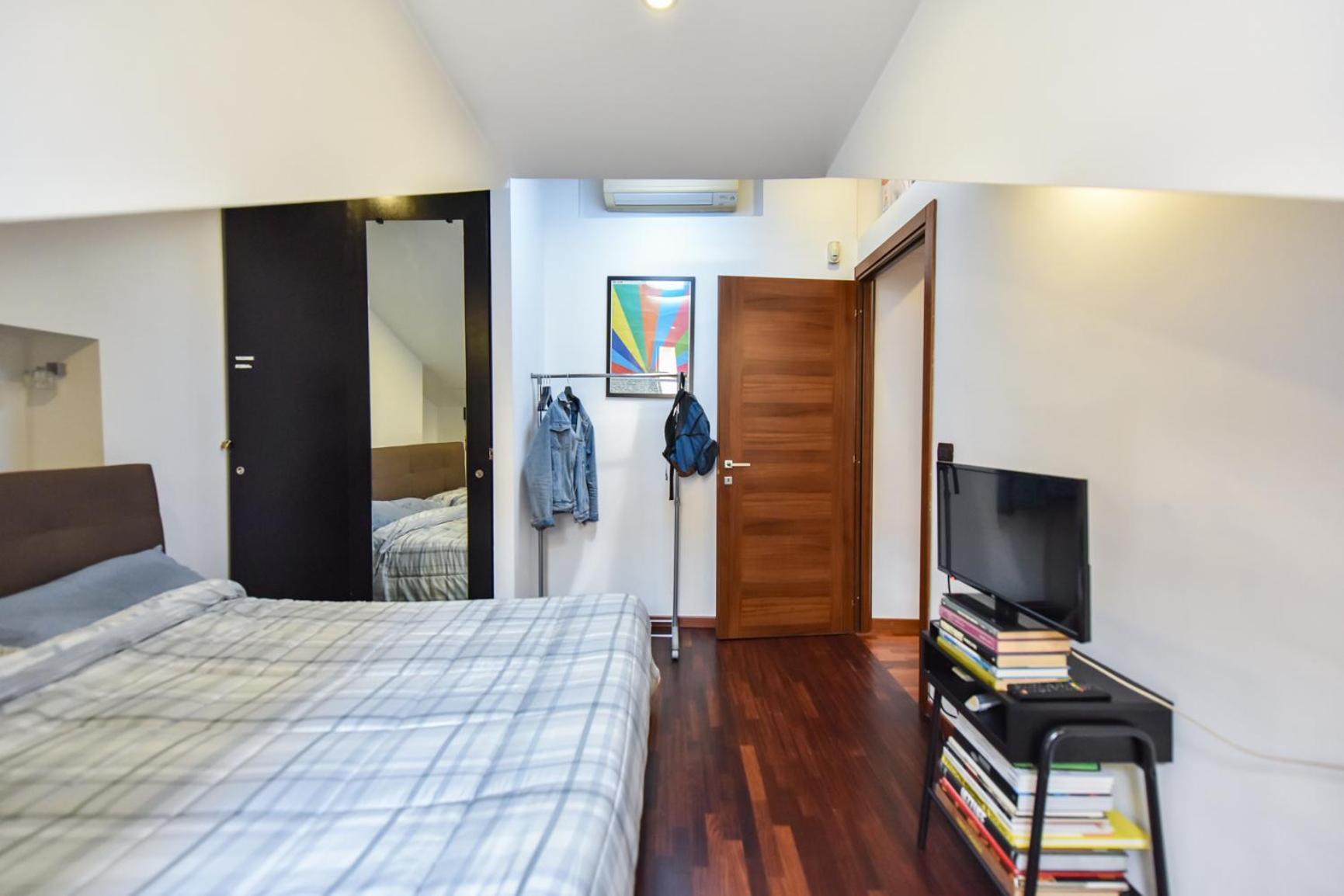Modern Apartment Piazza Statuto Porta Susa Fs Turim Exterior foto